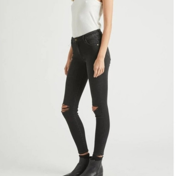 Rolla's Size 28R Westcoast Super Skinny Distressed Jeans Vintage Black - Picture 2 of 9